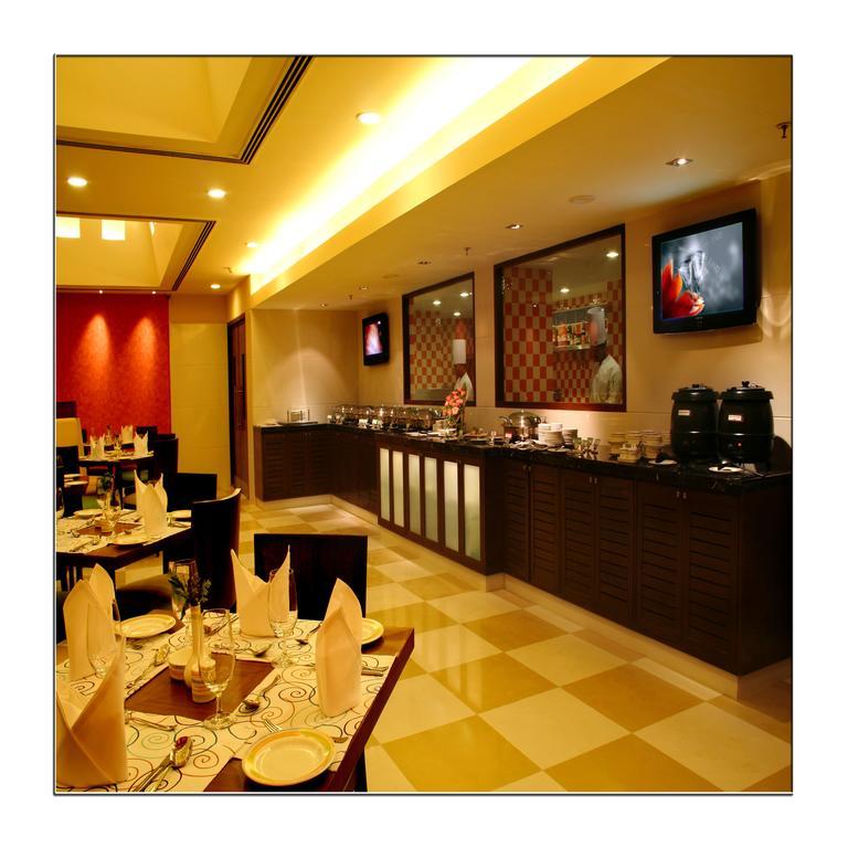 Aditya Hometel Hyderabad Esterno foto